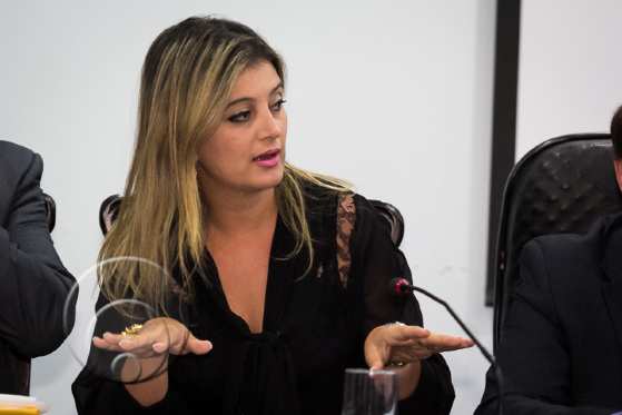 Luciane Bezerra