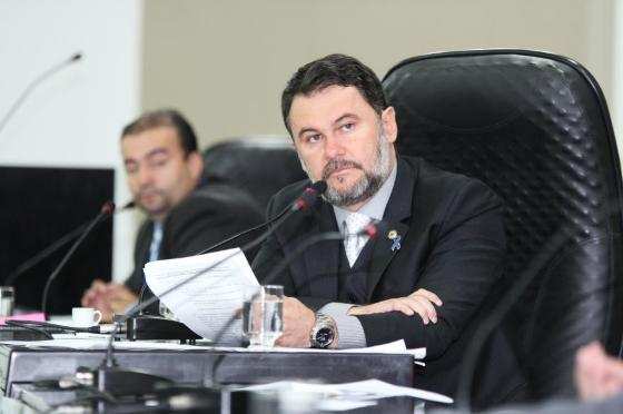 Oscar Bezerra