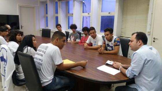 reuniao marrafon estudantes