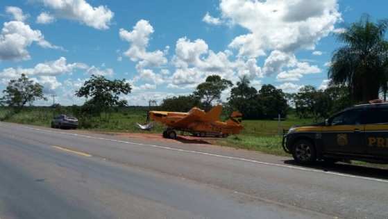 AVIAO AGRICOLA