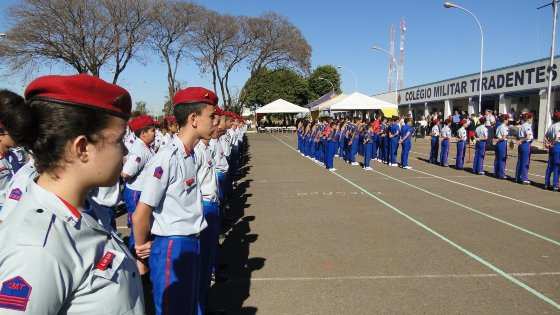Escola Militar Tiradentes Colégio