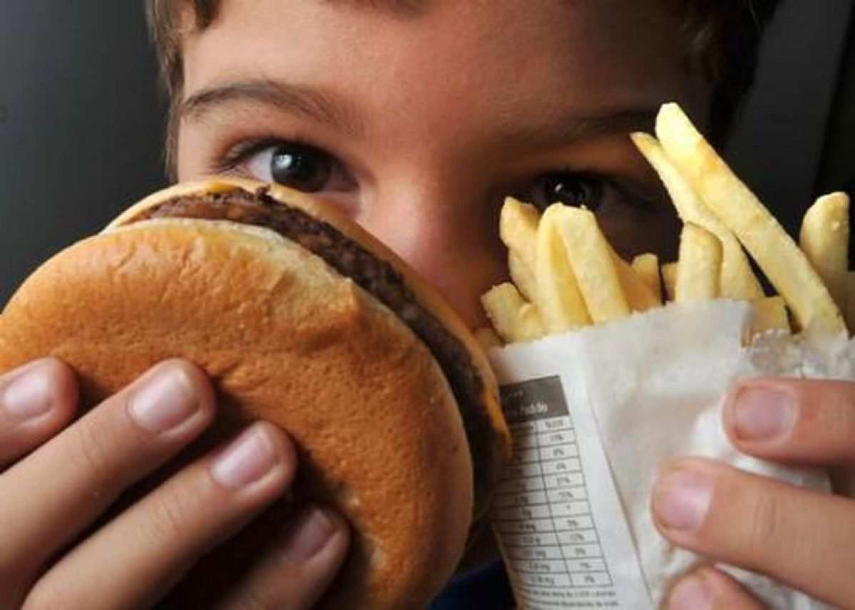 Adolescedntes com sobrepeso 2 - obesidade infantil