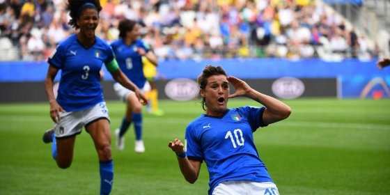 It?lia ganha de 5 a 0 da Jamaica