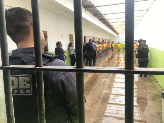 agente penitenciario.jpg
