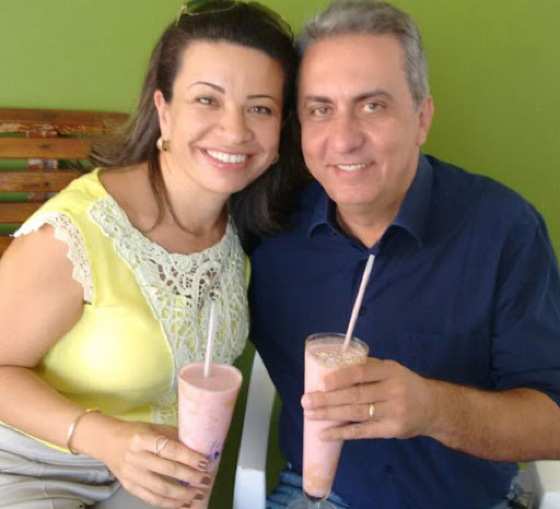 adriano silva e esposa.jpg
