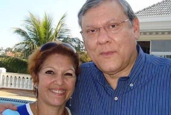 MILTON NEVES E ESPOSA
