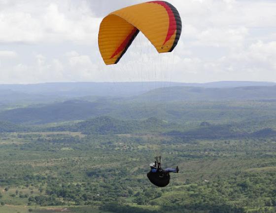 PARAPENTE.jpg