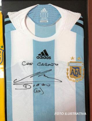 Camisa argentina.jpg