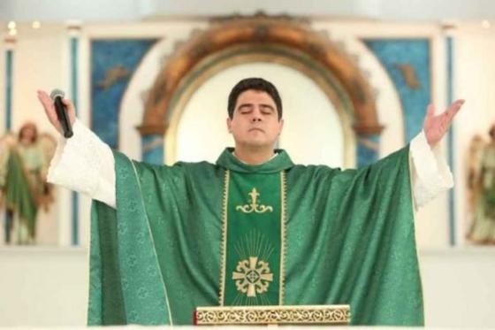 PADRE ROBSON