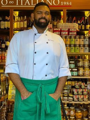 CHEF JOAO VELASCO.png