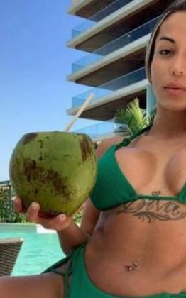 MODELO FAZIA SEXO COM MC KEVIN