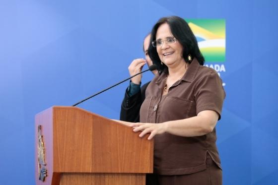 Ministra Damares