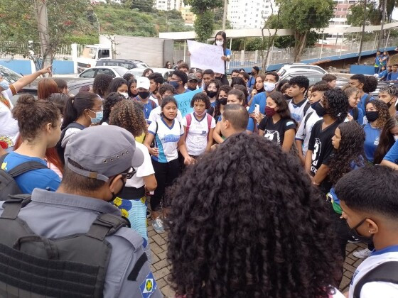 manifestação médici