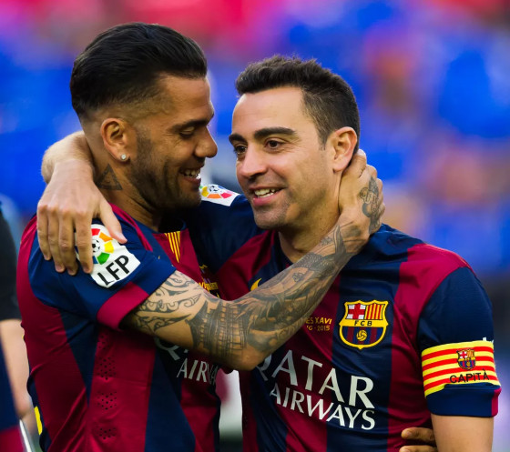 DANIEL ALVES E XAVI BARCELONA