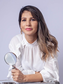 GLAUCIA BRUSTOLIN