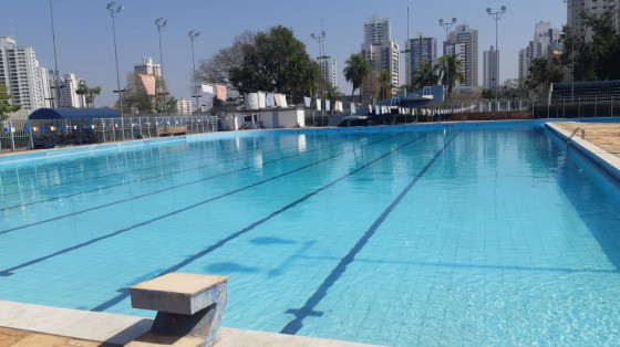 piscina UFMT