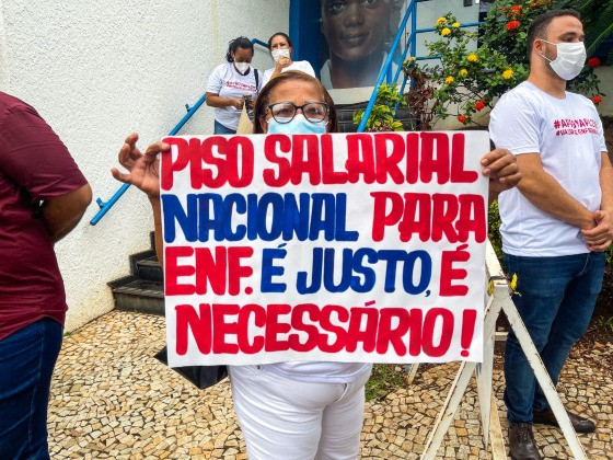 Manifestação dos profissionais de Enfermagem