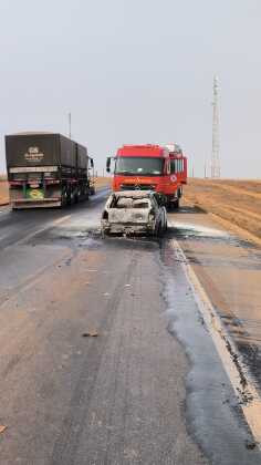 acidente carro fogo