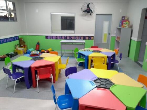 CRECHE 