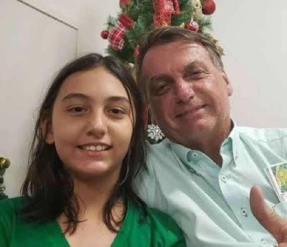 JAIR E LAURA BOLSONARO