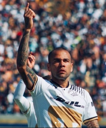 DANIEL ALVES