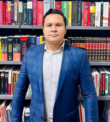Professor everton Rondonópolis 