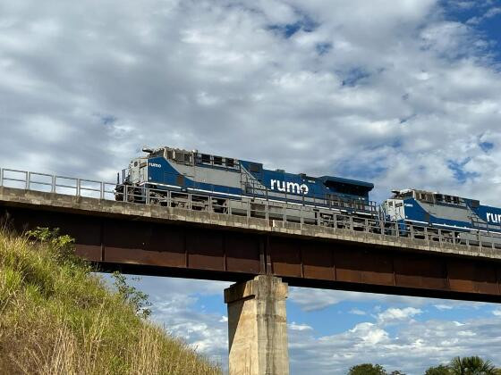 Vagões Rondonópolis ferrovia MT rumo 