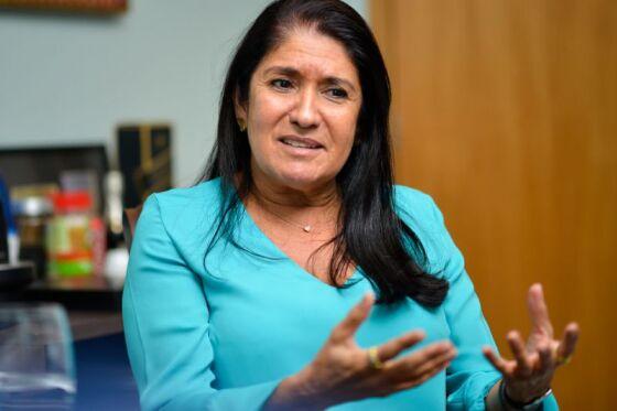 Thelma de Oliveira 