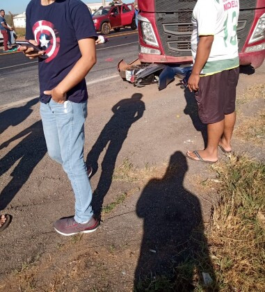 imigrantes acidente moto