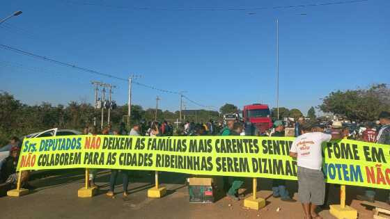 protesto pescadores palmiro