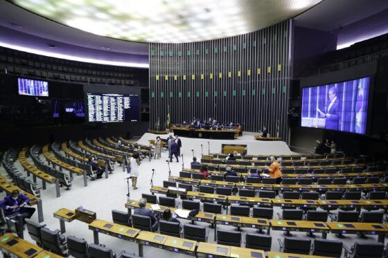 camara-deputados-hnt