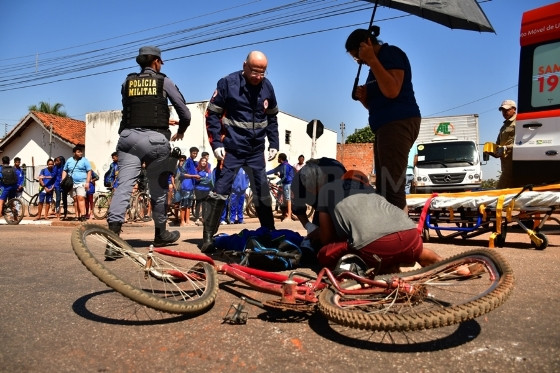 garoto ferido atropelado roo