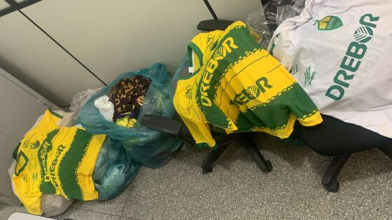 Camisas de futebol operação 