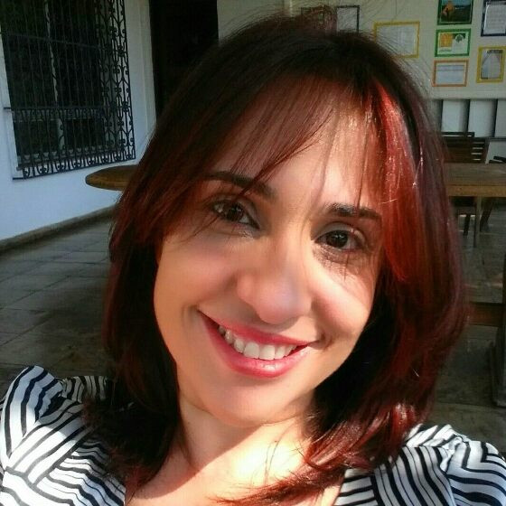 Advogada Cristiane Castrilon