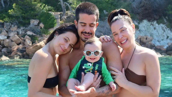 CLAUDIA RAIA E OS FILHOS