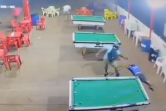 PRINT HOMENS SENDO EXECUTADOS