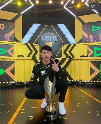 Draxx7 cuiabano LOUD liga brasileira free fire campeoes