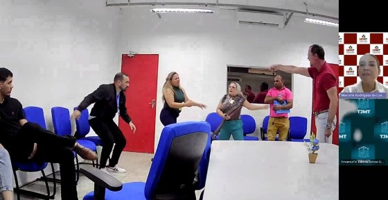 CONFUSÃO AUDIÊNCIA WLADYMIR