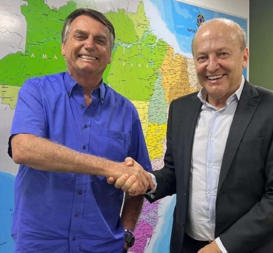 pivetta-bolsonaro-hnt