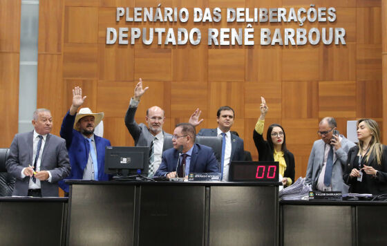 deputados-almt-hnt