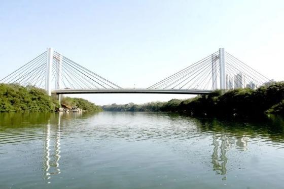 Ponte rio Cuiabá 