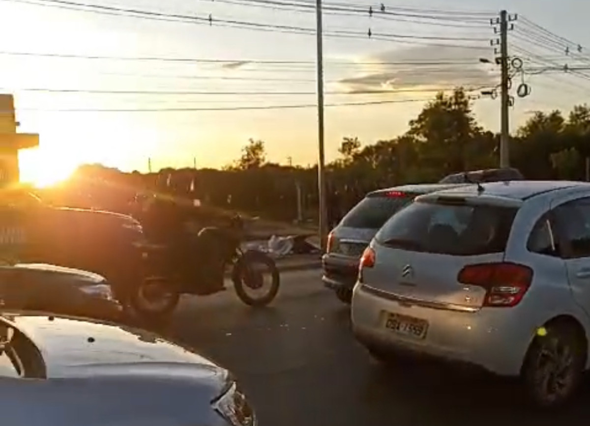 Mulher Tem Cabe A Esmagada Em Acidente Com Caminh O Na Av Miguel Sutil Veja V Deo