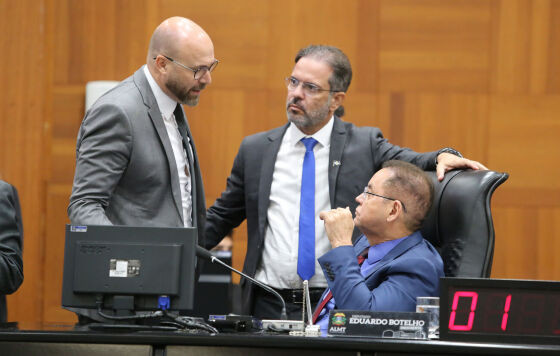 Beto Dois a Um, Eduardo Botelho
