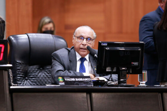 Júlio Campos