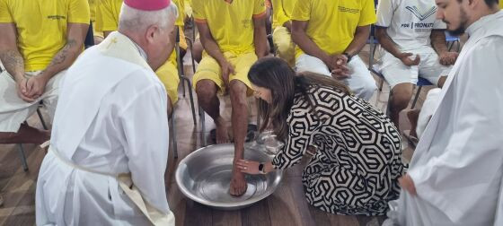 Ritual de lava-pés na Penitenciária da Mata Grande