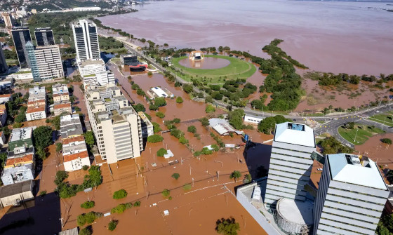 ENCHENTES NO RS