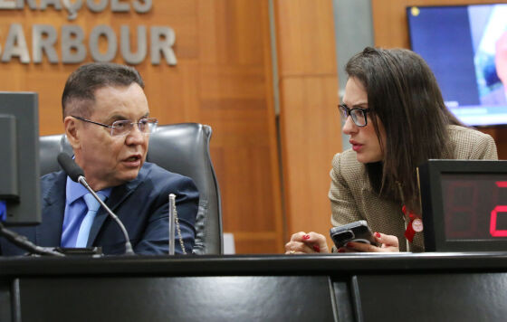 Eduardo Botelho e Janaina Riva