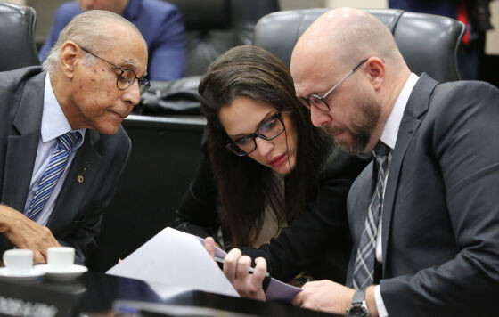 Janaina Riva, Beto Dois a Um e Júlio Campos