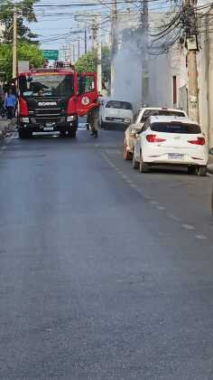 Fogo carro centro 