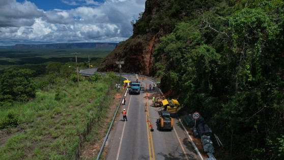 PORTÃO DO INFERNO EM OBRAS.jpg